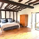 Maison De Famille Du 17eme Siecle I Proche Senlis Chantilly Compiegne Asterix Paris