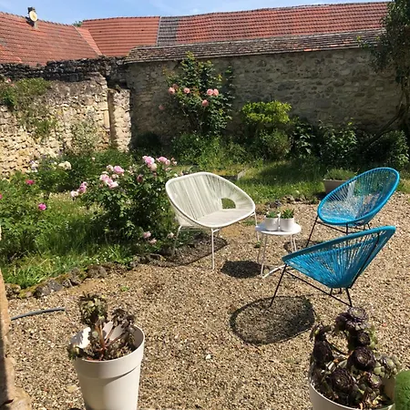 Maison De Famille Du 17eme Siecle I Proche Senlis Chantilly Compiegne Paris Vakantiehuis Pontpoint