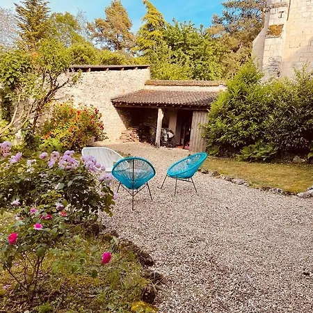 Maison De Famille Du 17e Avec Jardins I Proche Forets, Senlis, Chantilly, Compiegne, Asterix Et Paris Holiday home
